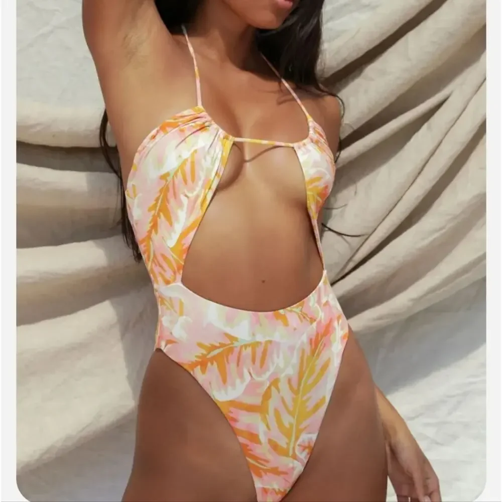 Stone Fox Swim NWT Hot Tropix Floral Riva One-Piece Swimsuit XS